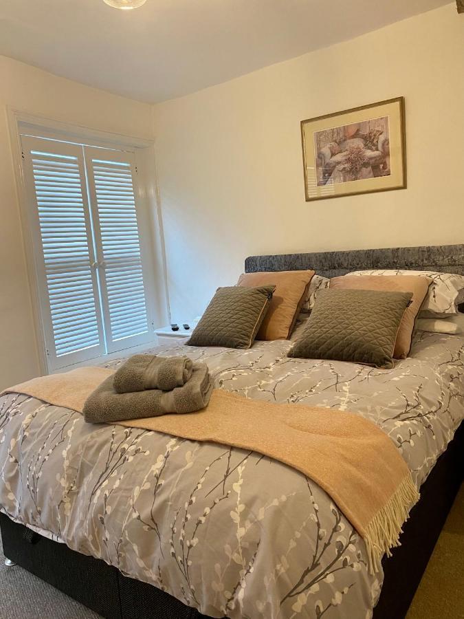 Stunning 2 Bedroom Flat In A Central Location New Alresford Luaran gambar